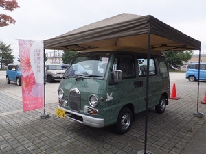 展示された震災遺構の軽ワゴン車