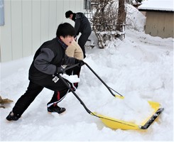 スノーダンプでせっせと除雪