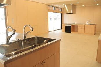 シェアキッチン