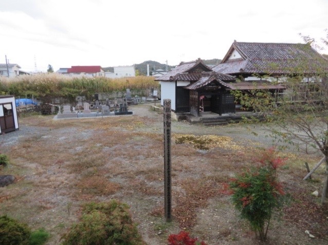 detached 上小松