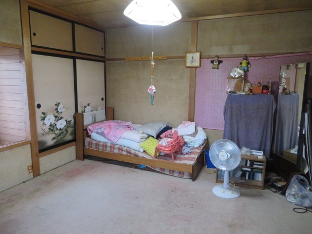 detached 上小松